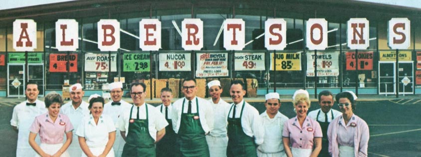 Albertsons store and workers